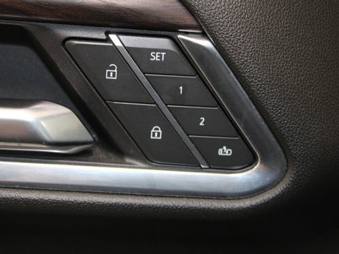 Used 2025 GMC Sierra 1500 SLT image 43