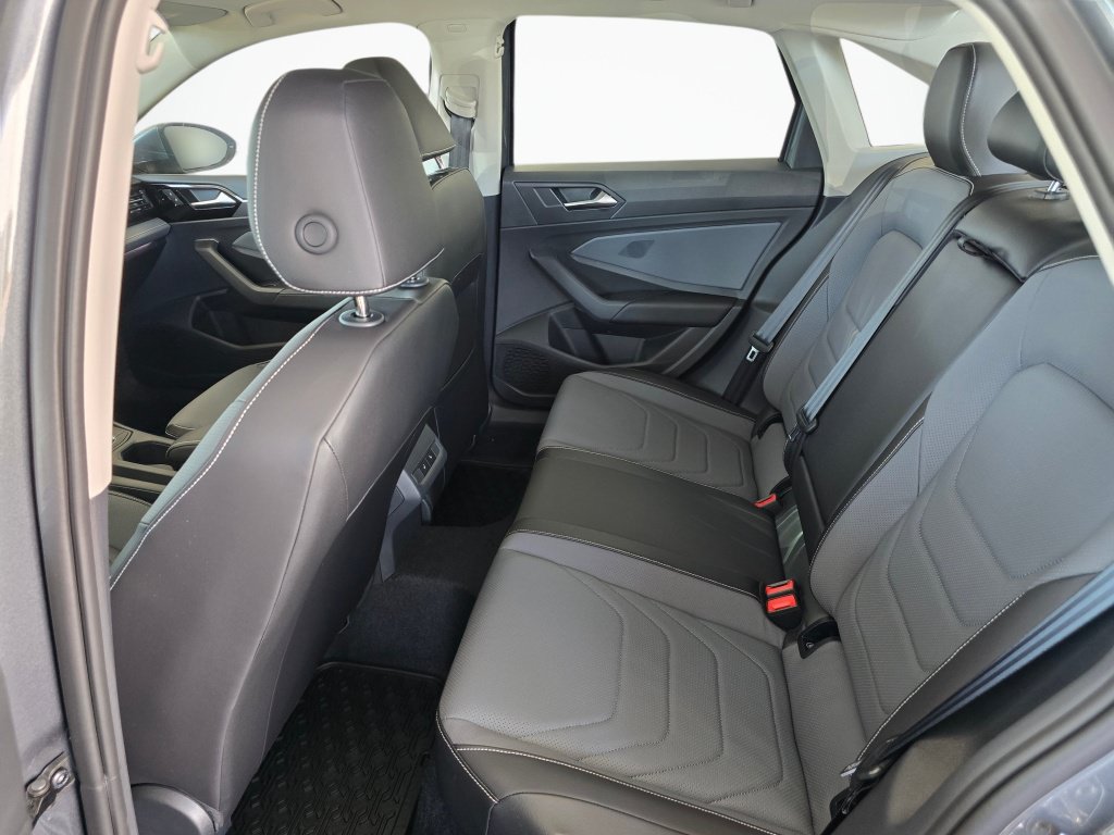 New 2026 Volkswagen Jetta SEL FWD image 38