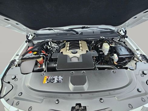 Used 2019 Cadillac Escalade ESV Premium Luxury image 20