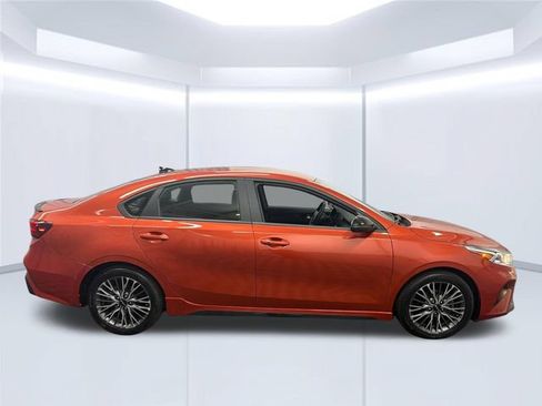 Certified 2023 Kia Forte GT-Line FWD image 5