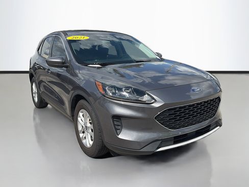 Used 2021 Ford Escape SE image 1