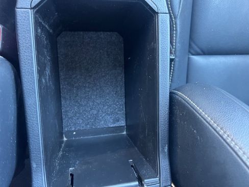 Used 2014 Toyota RAV4 Limited image 22