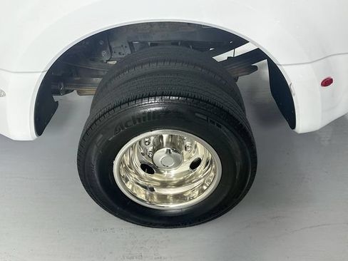 Used 2023 Ford F350 XLT w/ FX4 Off-Road Package AWD/4WD image 29
