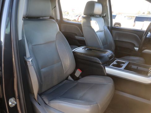 Used 2015 Chevrolet Silverado 2500 LTZ w/ LTZ Plus Package image 30