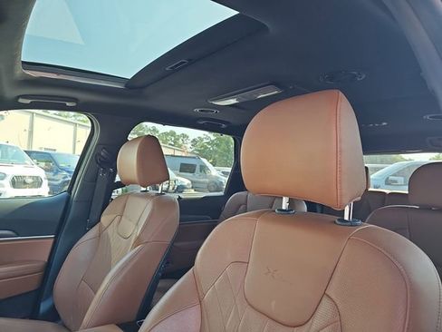 Used 2025 Kia Telluride EX X-Line AWD/4WD image 10