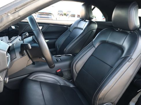 Used 2025 Ford Mustang Premium RWD image 29