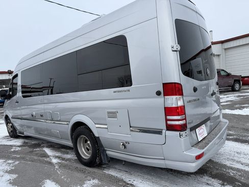Used 2013 Mercedes-Benz Sprinter 3500 image 21