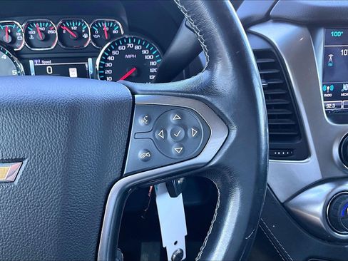 Used 2019 Chevrolet Suburban LT AWD/4WD image 12