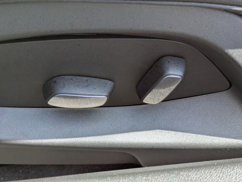 Used 2025 Chevrolet Corvette Stingray Coupe w/ 1LT image 9