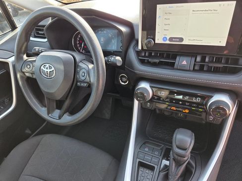 Used 2023 Toyota RAV4 XLE w/ Convenience Package FWD image 32