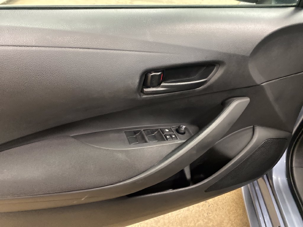 Used 2024 Toyota Corolla LE FWD image 10