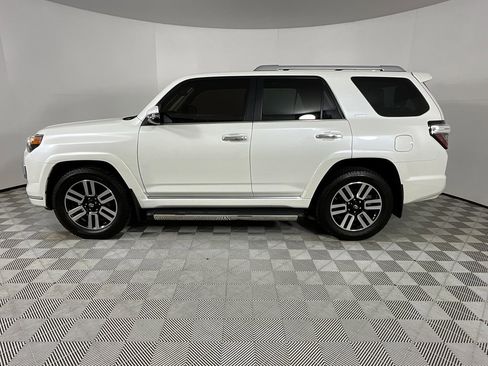 Used 2014 Toyota 4Runner Limited image 2