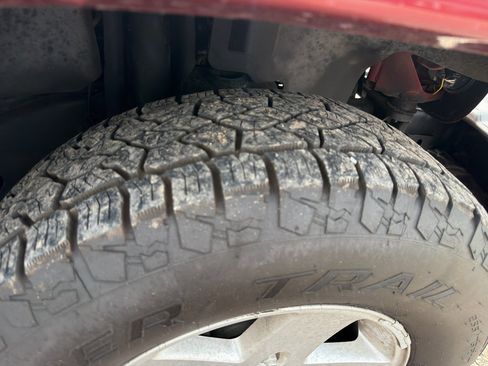 Used 2012 Jeep Wrangler Unlimited Sahara w/ Dual Top Group image 17