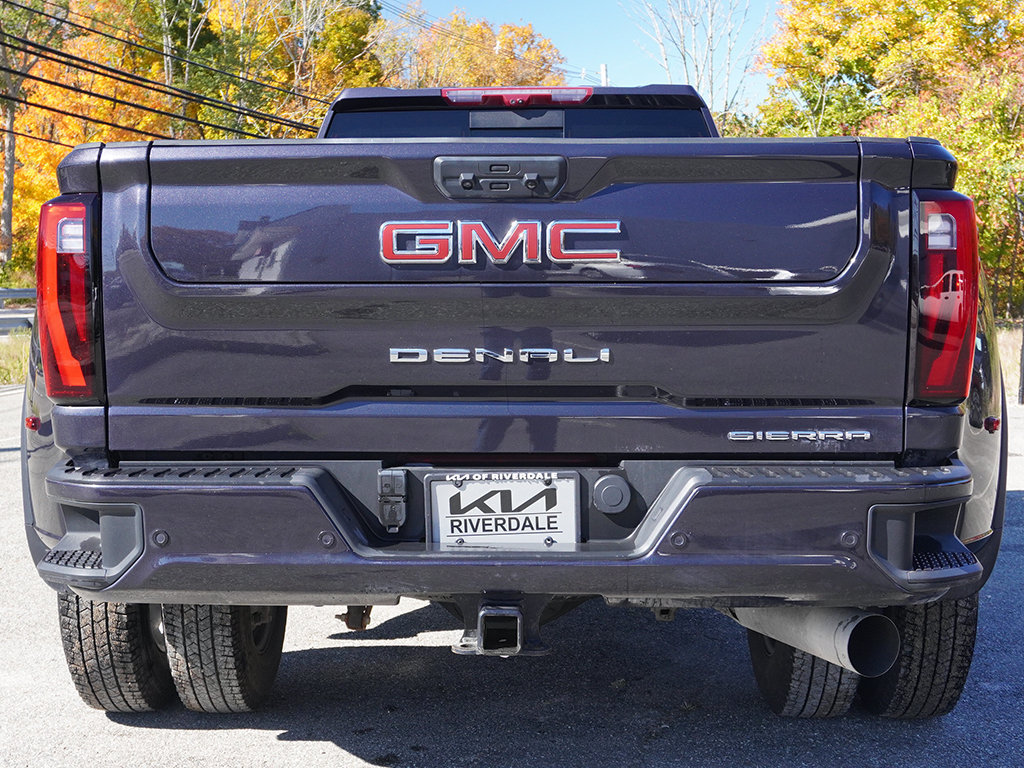 Used 2025 GMC Sierra 3500 Denali w/ Denali Reserve Package AWD/4WD image 16