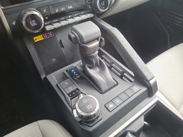 New 2026 Toyota Tacoma Limited AWD/4WD image 23