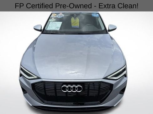 Used 2022 Audi e-tron Premium w/ Convenience Plus Package image 5