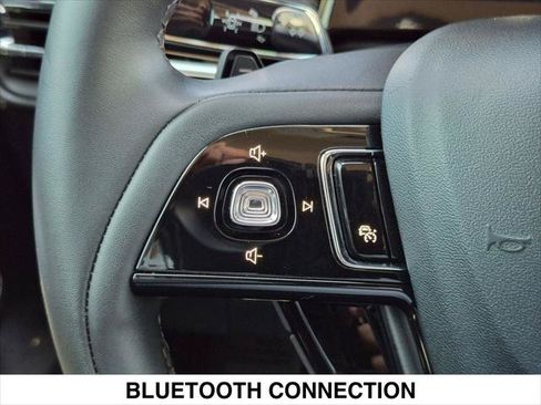 Certified 2024 Lincoln Corsair AWD w/ Equipment Group 101A image 14