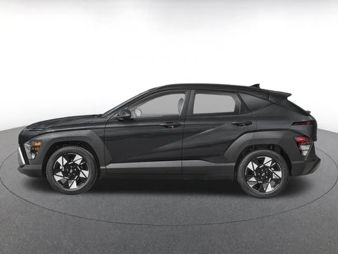Used 2025 Hyundai Kona SEL AWD/4WD image 3