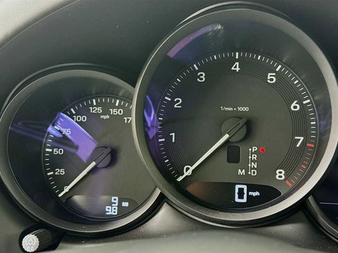 New 2026 Porsche Macan image 16