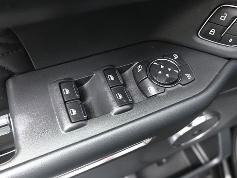 Used 2022 Ford Expedition Max Platinum AWD/4WD image 12