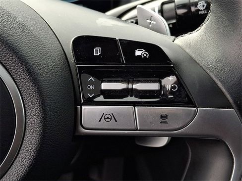 Used 2023 Hyundai Santa Cruz Limited image 18