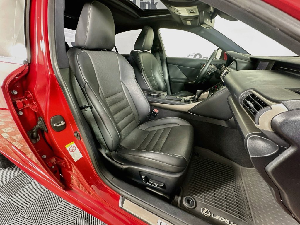 Used 2018 Lexus IS 300 F Sport w/ F Sport Package RWD image 34
