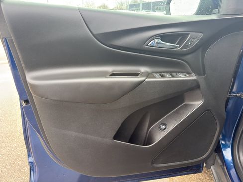 Used 2023 Chevrolet Equinox LT image 13