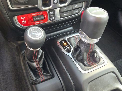 Certified 2020 Jeep Gladiator Rubicon image 22