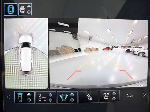 New 2026 GMC Yukon XL Denali image 5