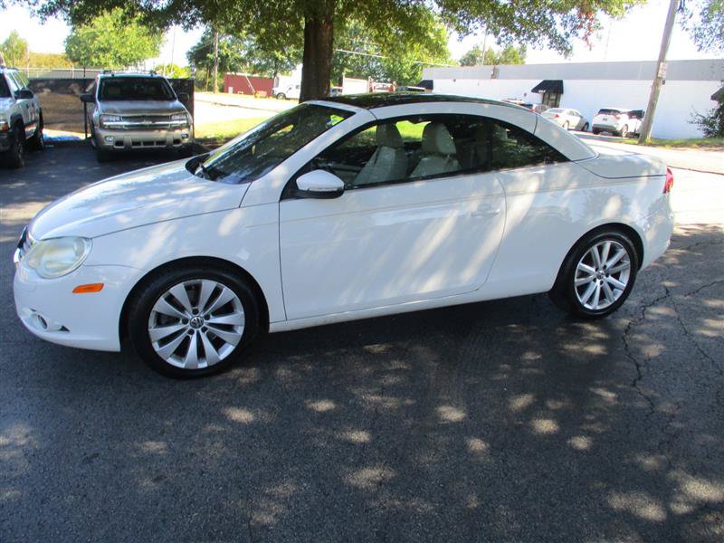 Used 2010 Volkswagen Eos Komfort FWD image 17