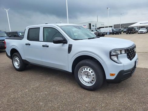 New 2026 Ford Maverick XL FWD image 17