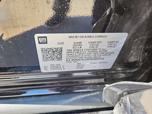 Used 2023 Buick Encore GX Select w/ Sport Touring Package image 27