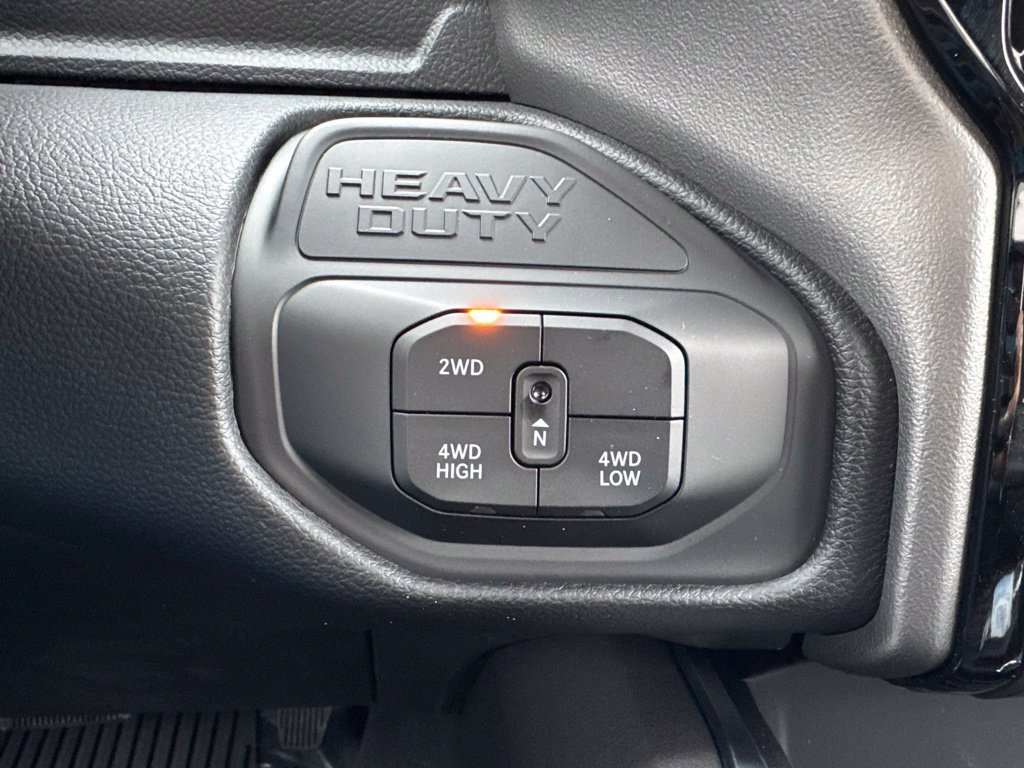 New 2027 RAM 3500 Big Horn AWD/4WD image 16