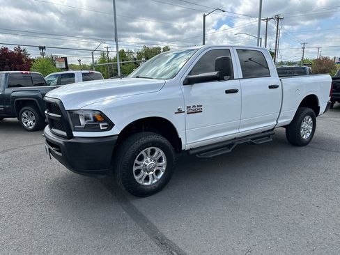 Used 2016 RAM 2500 Tradesman w/ Cold Weather Group AWD/4WD image 2