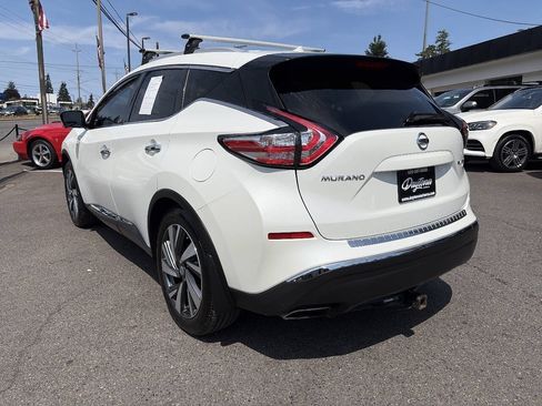 Used 2015 Nissan Murano Platinum w/ Platinum Technology Package AWD/4WD image 3