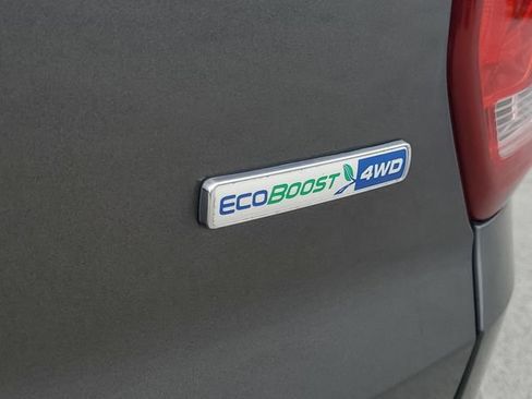 Used 2016 Ford Explorer Limited w/ Equipment Group 301A AWD/4WD image 7