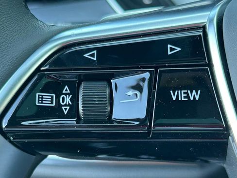 New 2025 Audi A8 L 3.0T image 18