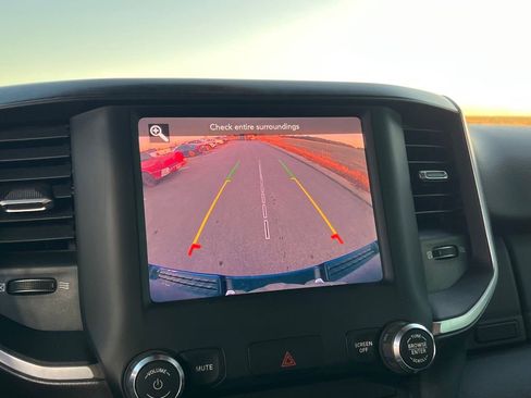 Used 2019 RAM 1500 Big Horn image 32