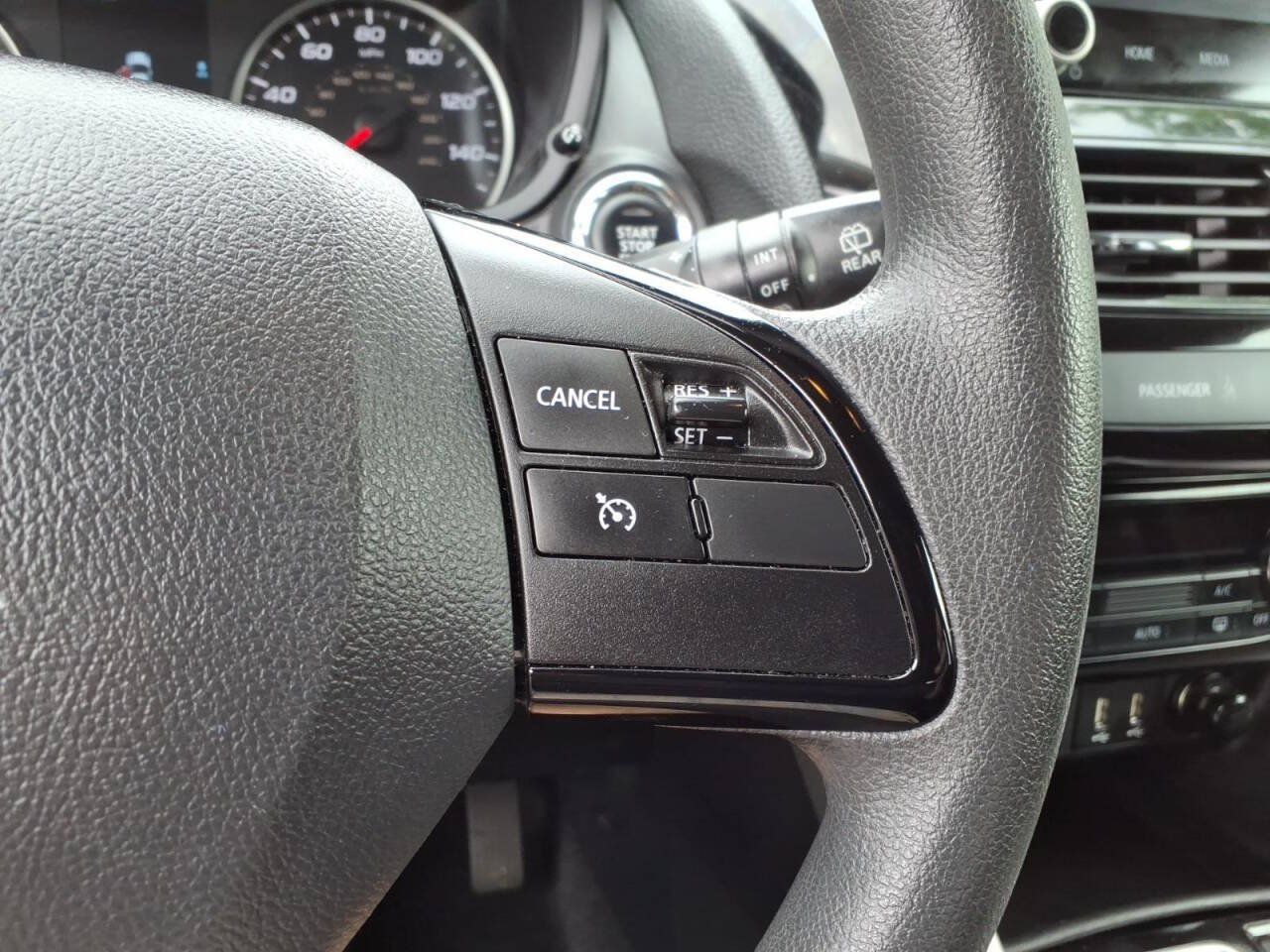 Used 2024 Mitsubishi Eclipse Cross LE AWD/4WD image 23