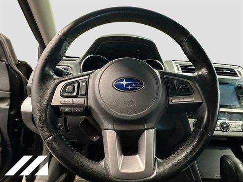 Used 2015 Subaru Legacy 2.5i Premium w/ Moonroof Package AWD/4WD image 11