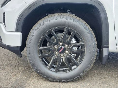 New 2026 GMC Sierra 1500 Elevation w/ X31 Off-Road Package AWD/4WD image 7