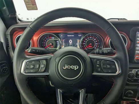 Used 2021 Jeep Wrangler Unlimited Rubicon AWD/4WD image 15
