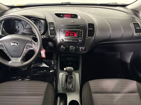 Used 2016 Kia Forte LX image 29