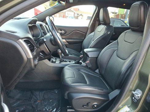 Used 2021 Jeep Cherokee Latitude Lux 80th Anniv w/ Quick Order Package 26U 80TH image 15