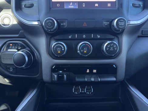 Used 2023 RAM 1500 Big Horn image 37