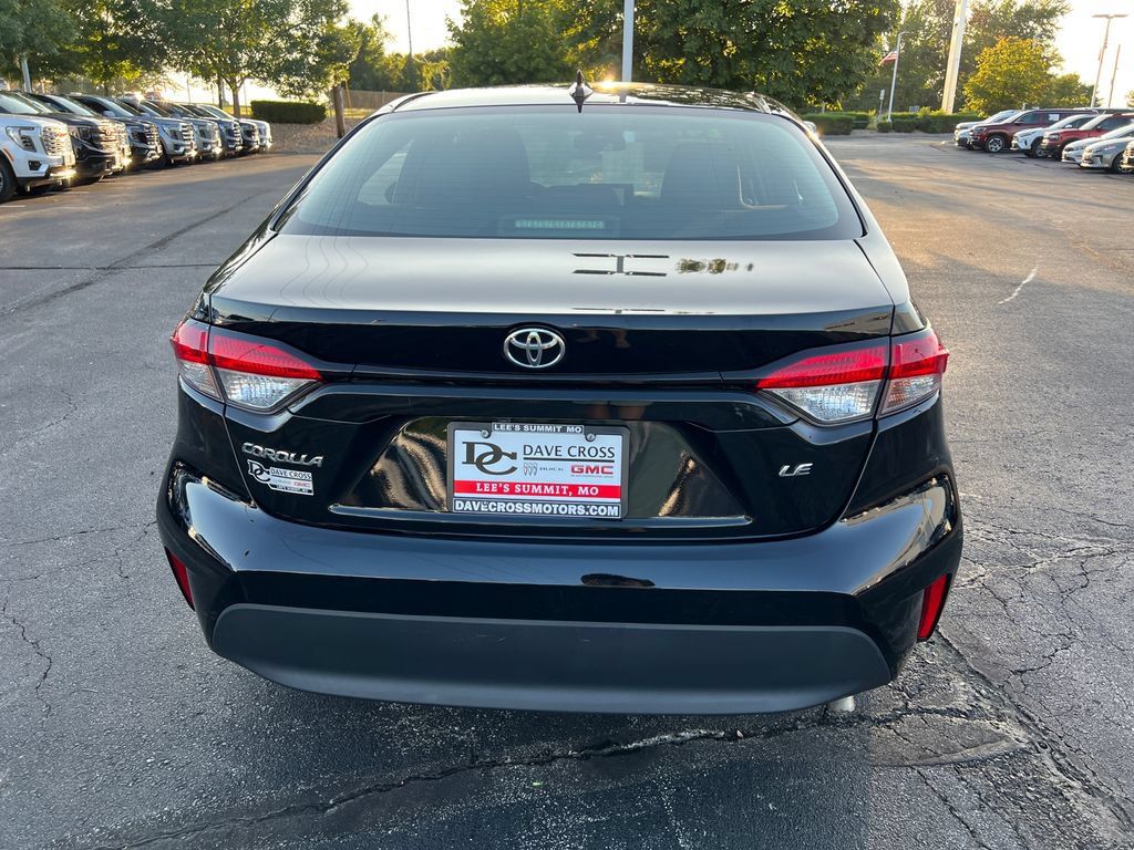 Used 2024 Toyota Corolla LE FWD image 8