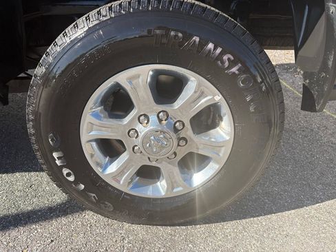 Used 2023 RAM 2500 Big Horn w/ Level 1 Equipment Group image 16