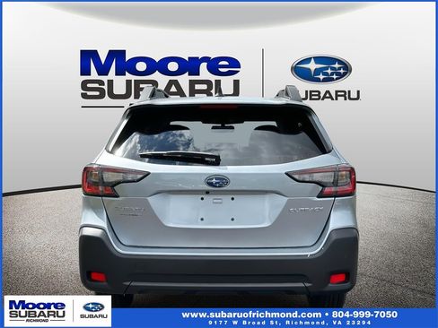 Certified 2025 Subaru Outback Premium image 3