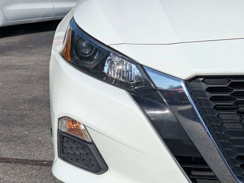 Used 2022 Nissan Altima 2.5 S FWD image 10