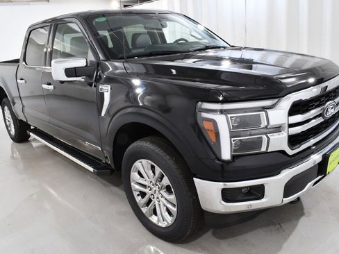 New 2025 Ford F150 Lariat w/ Equipment Group 502A High image 5